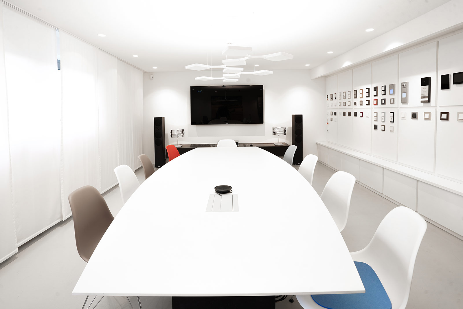 Gira Revox Studio Gira Revox Studio